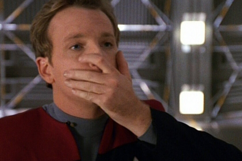 Voyager resultó ser tan ridículo que cada año miles de fans se reúnen en redes sociales para celebrar su existencia