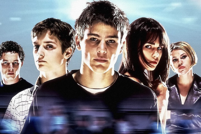 Este thriller de ciencia ficción es un clásico de culto de los 90 con un reparto de otro planeta. No te pierdas en streaming The Faculty