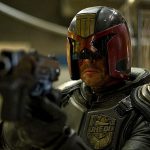 La película Dredd tiene una espectáculo colosal con tres ametralladoras que hubiesen requerido toneladas de munición en la vida vivo